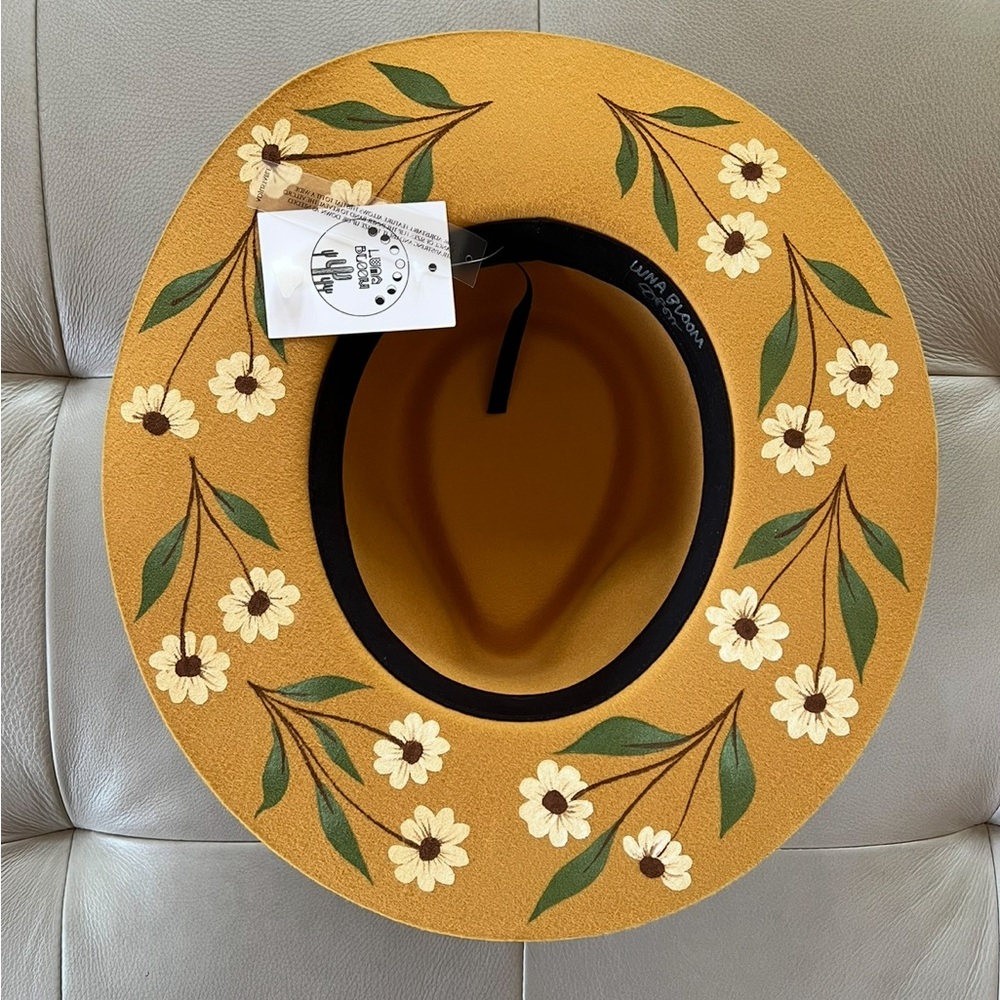 NWT LunaBloom handpainted hat